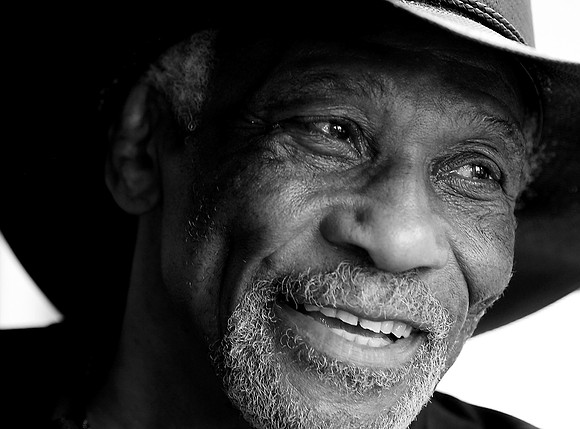 Blues musician Mac Arnold